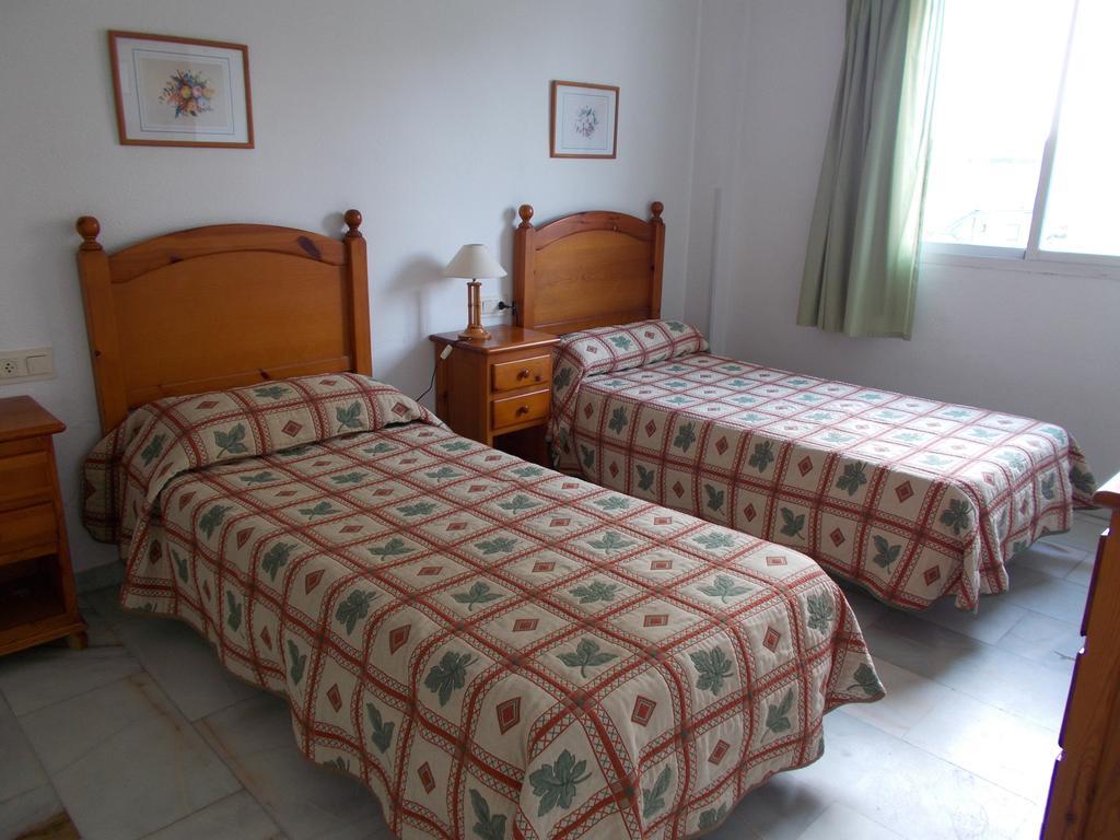 Apartamentos Jardines Del Gamonal Málaga Exteriör bild