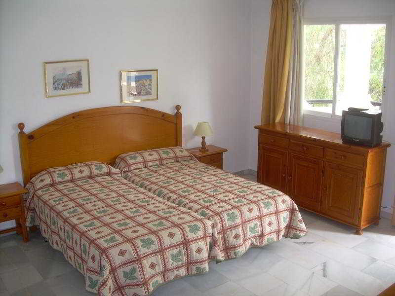 Apartamentos Jardines Del Gamonal Málaga Exteriör bild